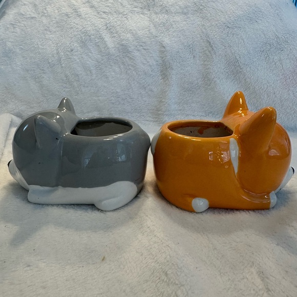 Adorable‎ Ceramic Dog Planters Perfect for Indoor Outdoor Use - Picture 4 of 6